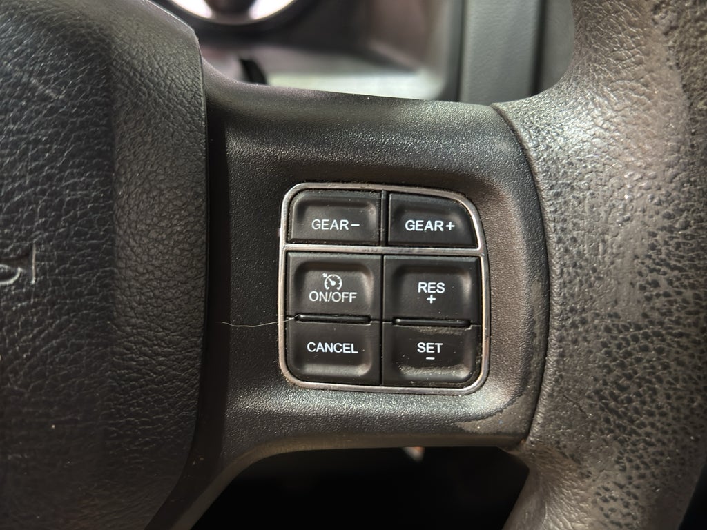 2018 RAM 1500 SLT