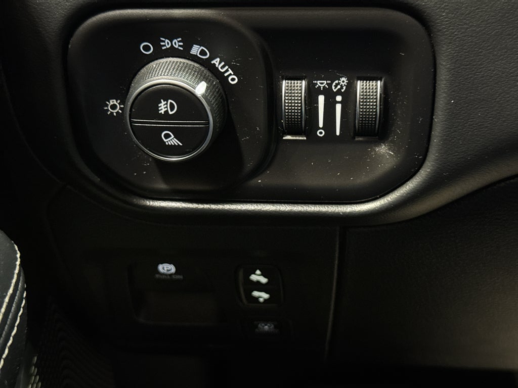2021 RAM 1500 Limited