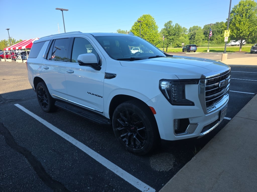 2022 GMC Yukon SLT