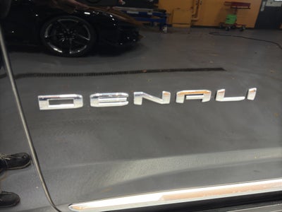 2022 GMC Yukon XL Denali