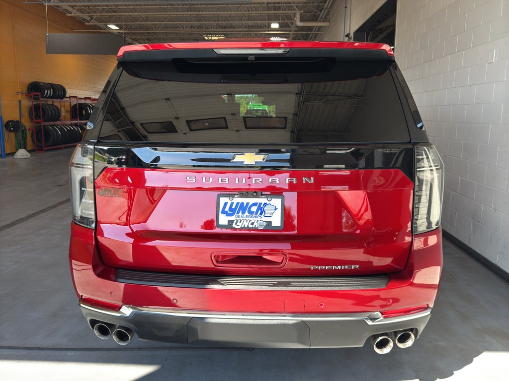2025 Chevrolet Suburban Premier