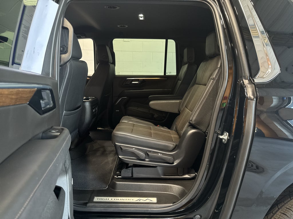 2025 Chevrolet Suburban High Country