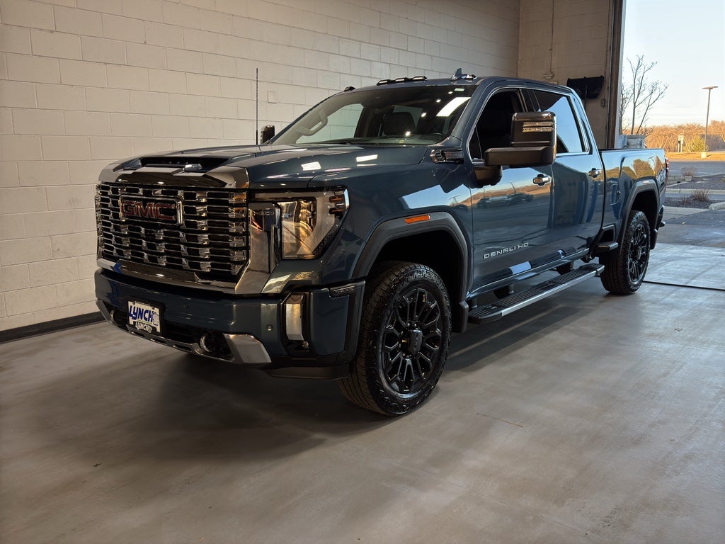 2025 GMC Sierra 2500 HD Denali