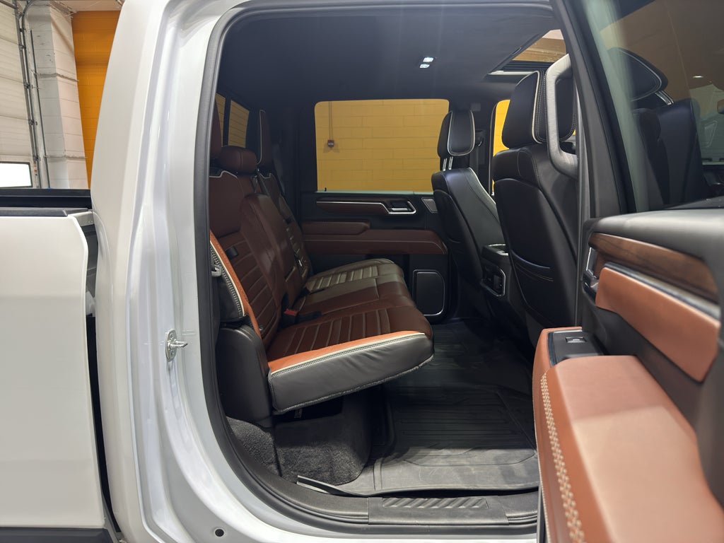 2025 GMC Sierra 3500 HD Denali Ultimate