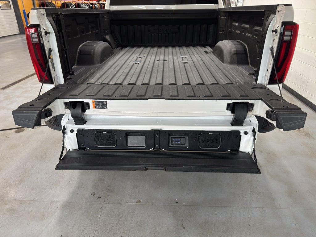 2025 GMC Sierra 3500 HD Denali Ultimate