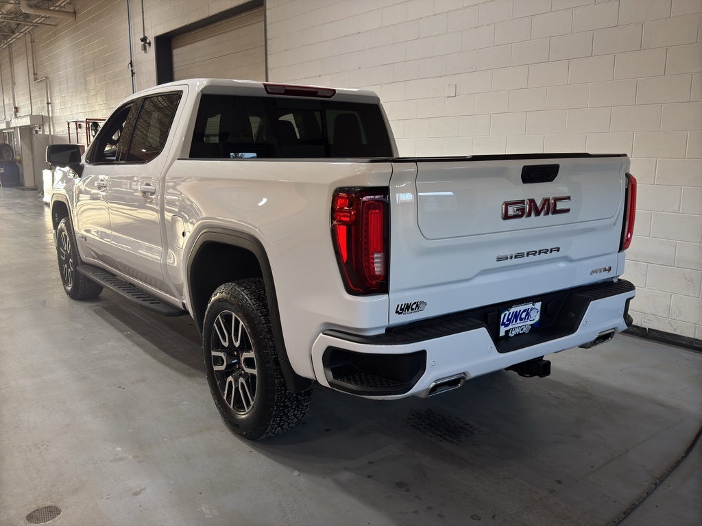 2025 GMC Sierra 1500 AT4