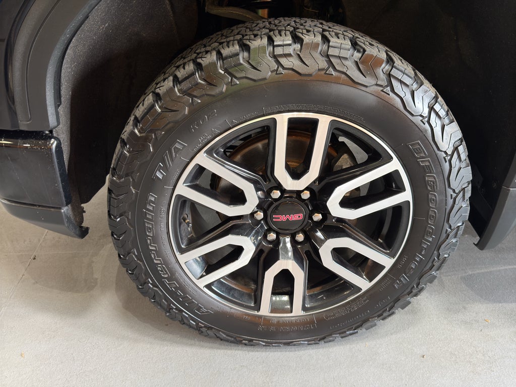 2022 GMC Sierra 1500 AT4