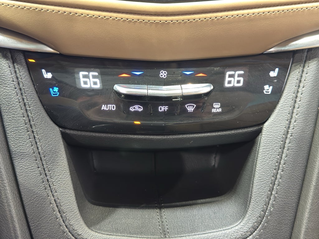 2023 Cadillac XT5 Sport