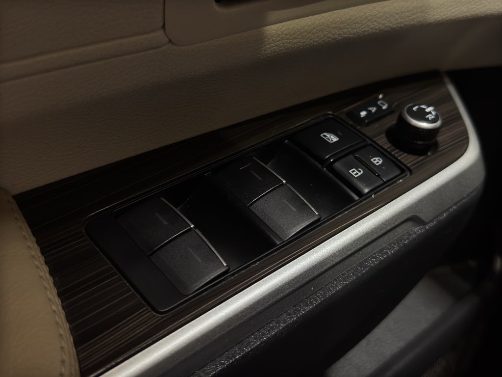 2021 Toyota Sienna Limited