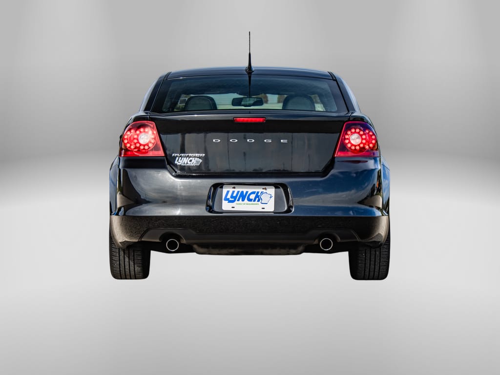 2011 Dodge Avenger Lux