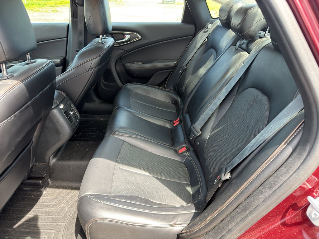 2015 Chrysler 200 C
