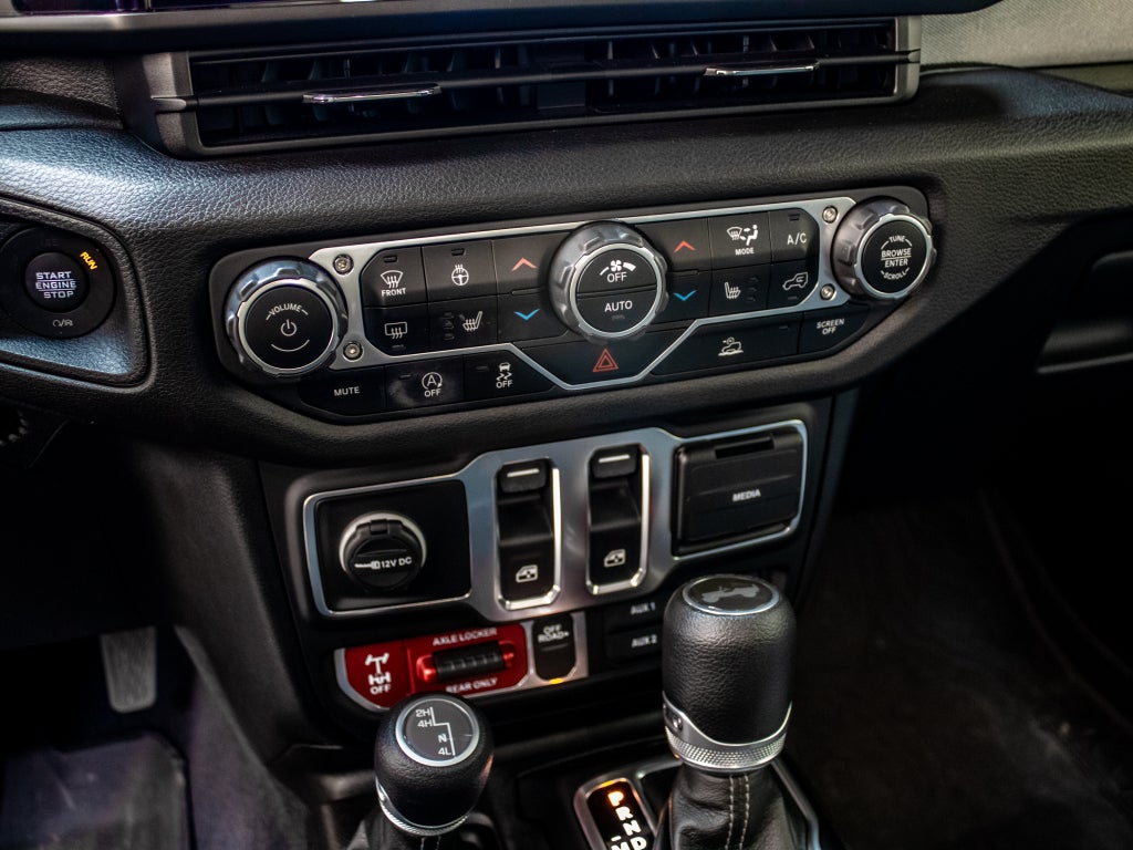 2024 Jeep Wrangler 2-Door Willys 4x4