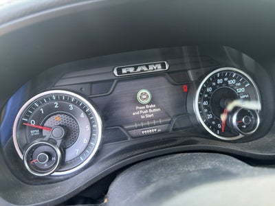 2019 RAM 1500 Laramie Crew Cab 4x4 5'7" Box