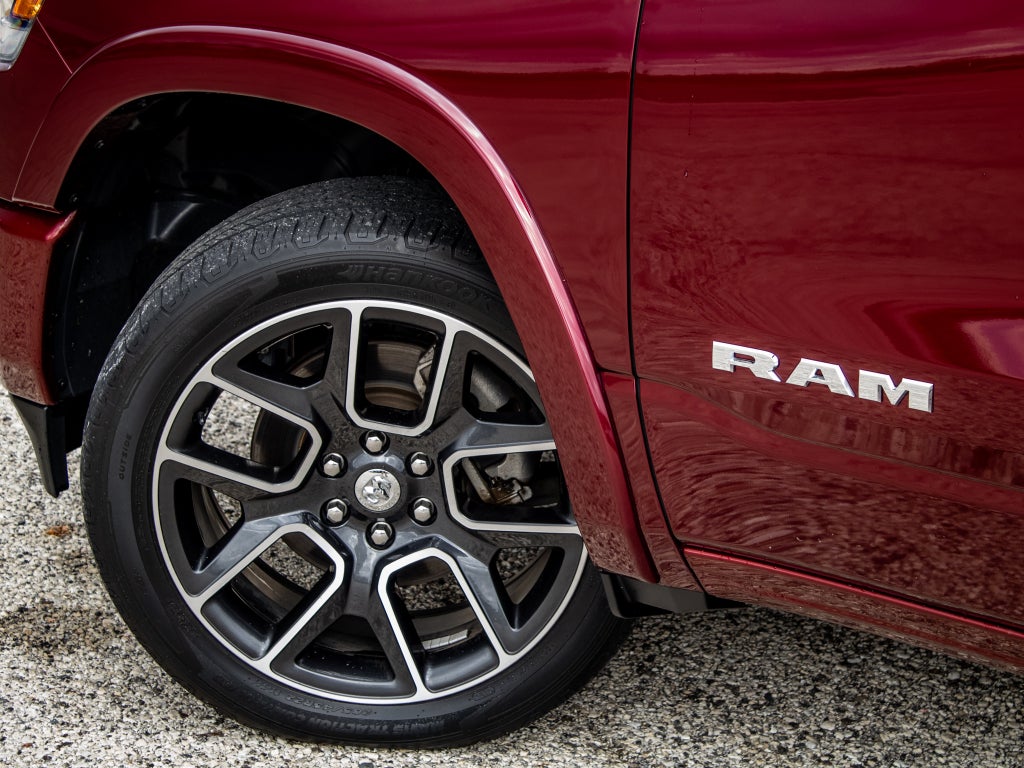 2021 RAM 1500 Laramie Crew Cab 4x4 5'7" Box