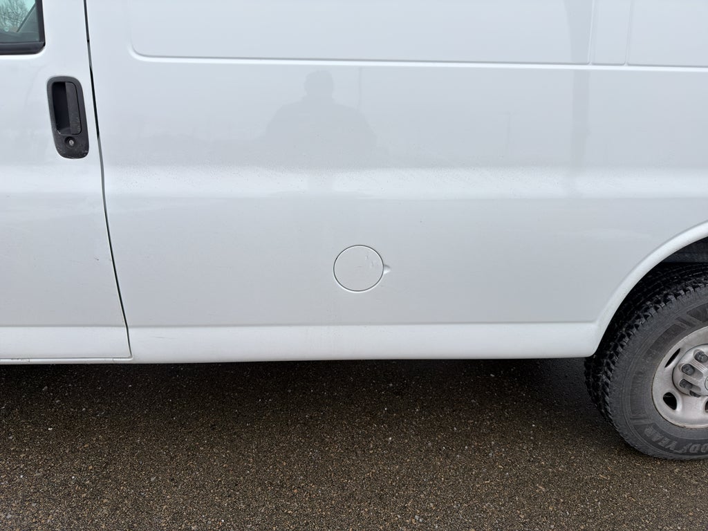 2022 Chevrolet Express Cargo 2500 WT