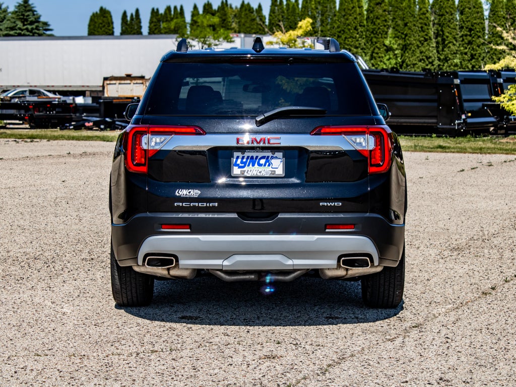 2023 GMC Acadia SLT