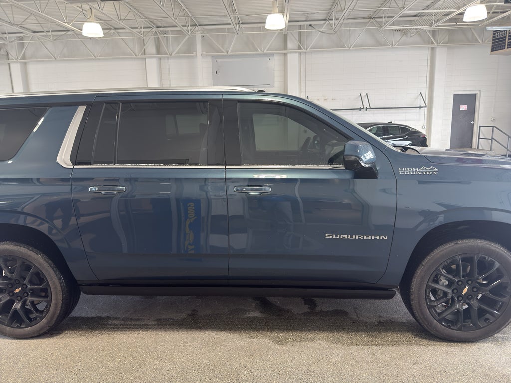 2025 Chevrolet Suburban High Country