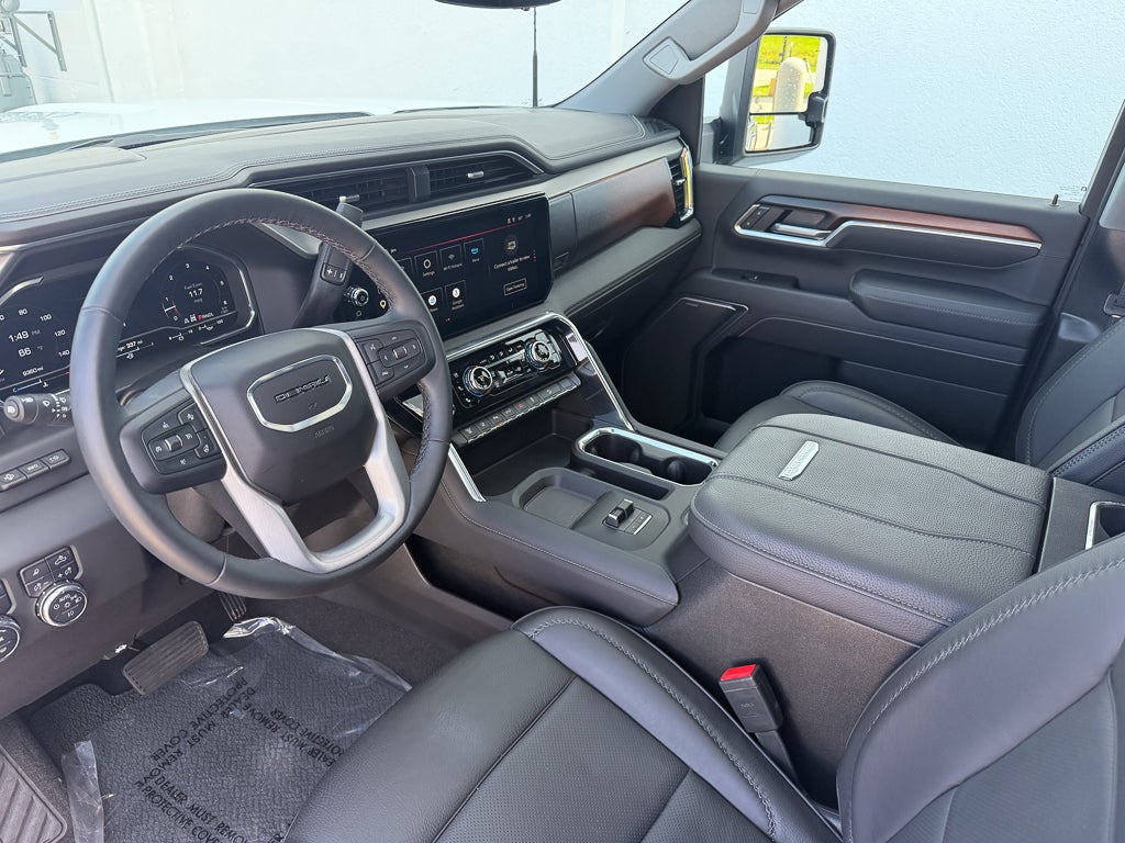 2025 GMC Sierra 2500 HD Denali