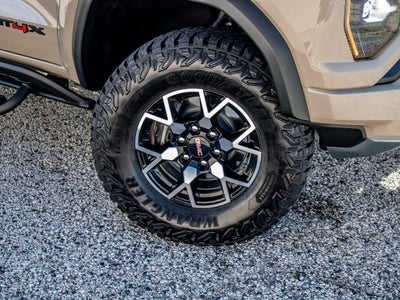 2024 GMC Canyon AT4X