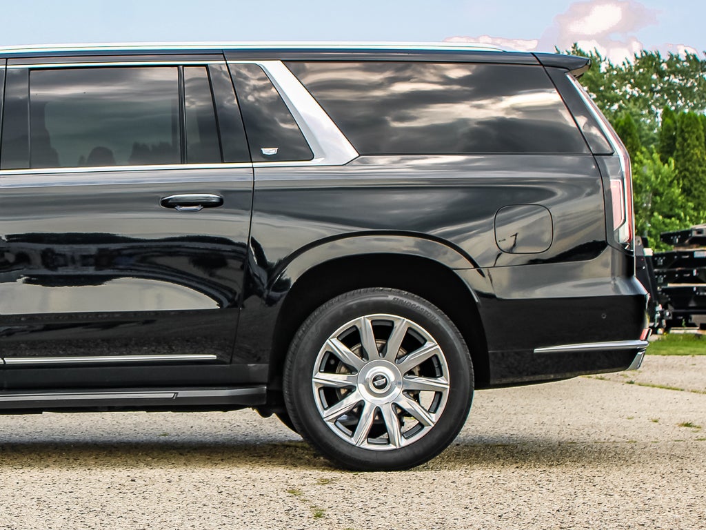 2023 Cadillac Escalade ESV Premium Luxury