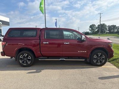 2023 Nissan TITAN Crew Cab Platinum Reserve 4x4