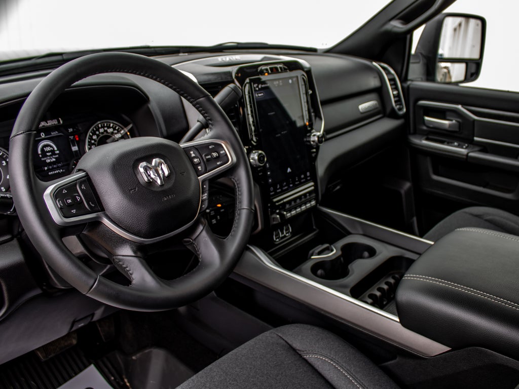 2024 RAM 3500 Big Horn Crew Cab 4x4 8' Box