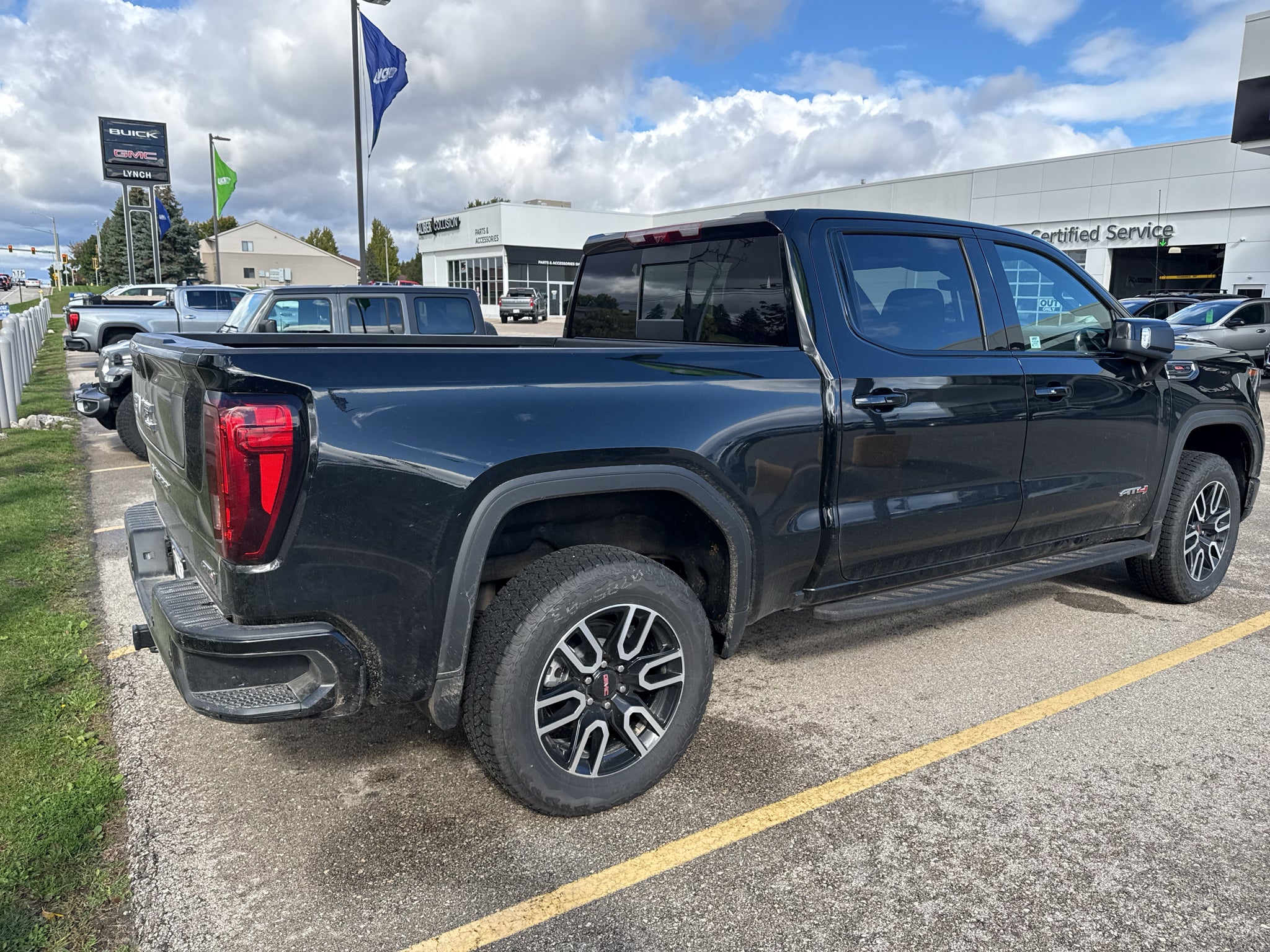 2026 GMC Sierra 1500 AT4