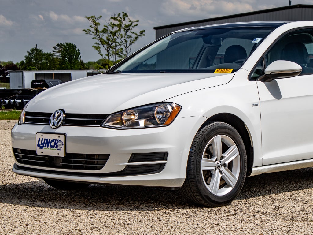 2017 Volkswagen Golf TSI Wolfsburg Edition 4-Door