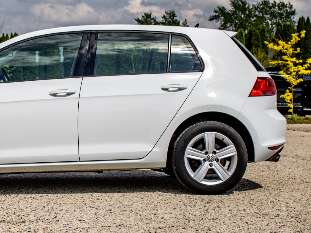 2017 Volkswagen Golf TSI Wolfsburg Edition 4-Door