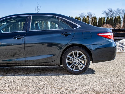 2016 Toyota Camry SE