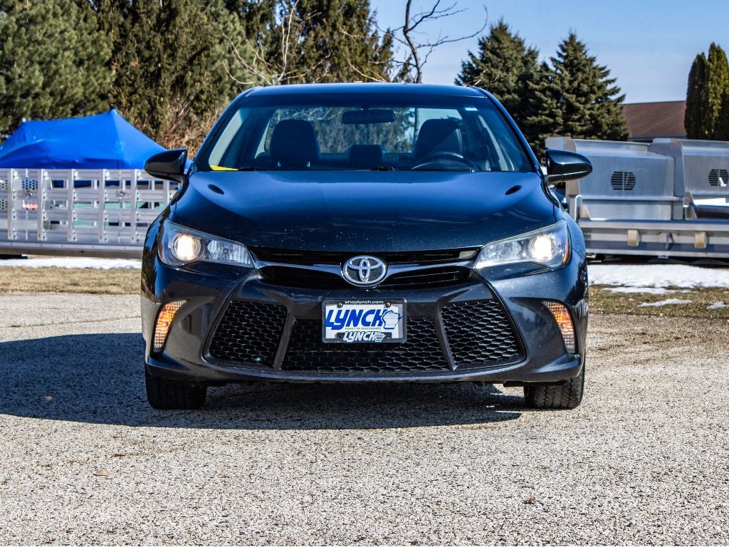 2016 Toyota Camry SE