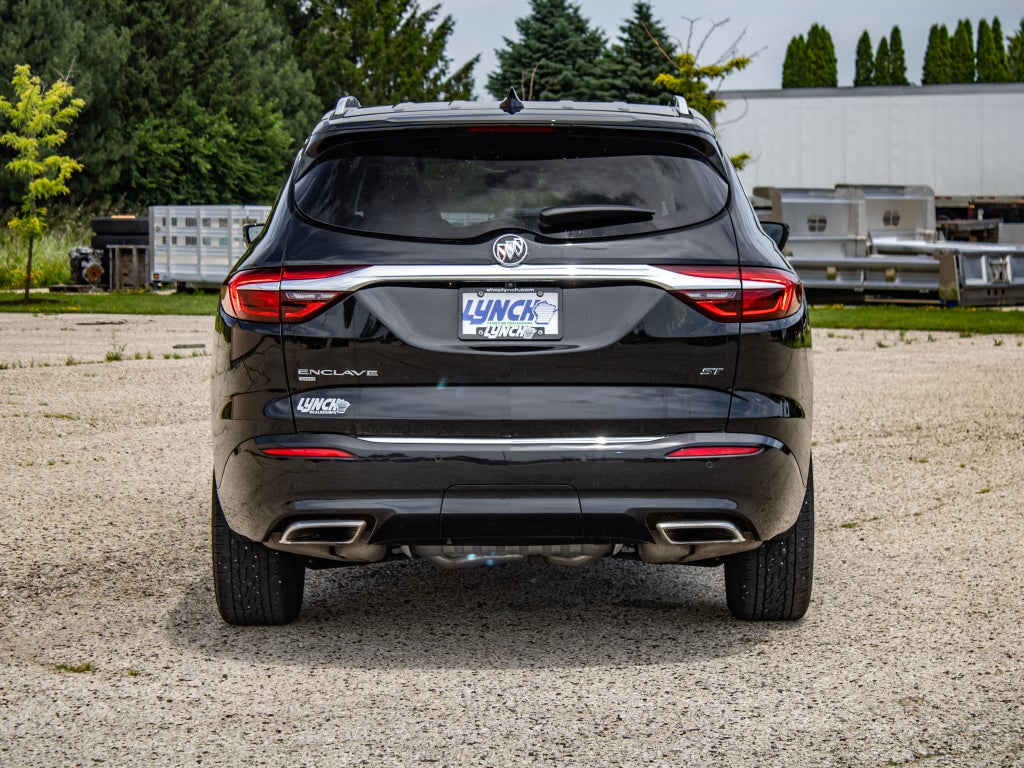 2021 Buick Enclave Essence