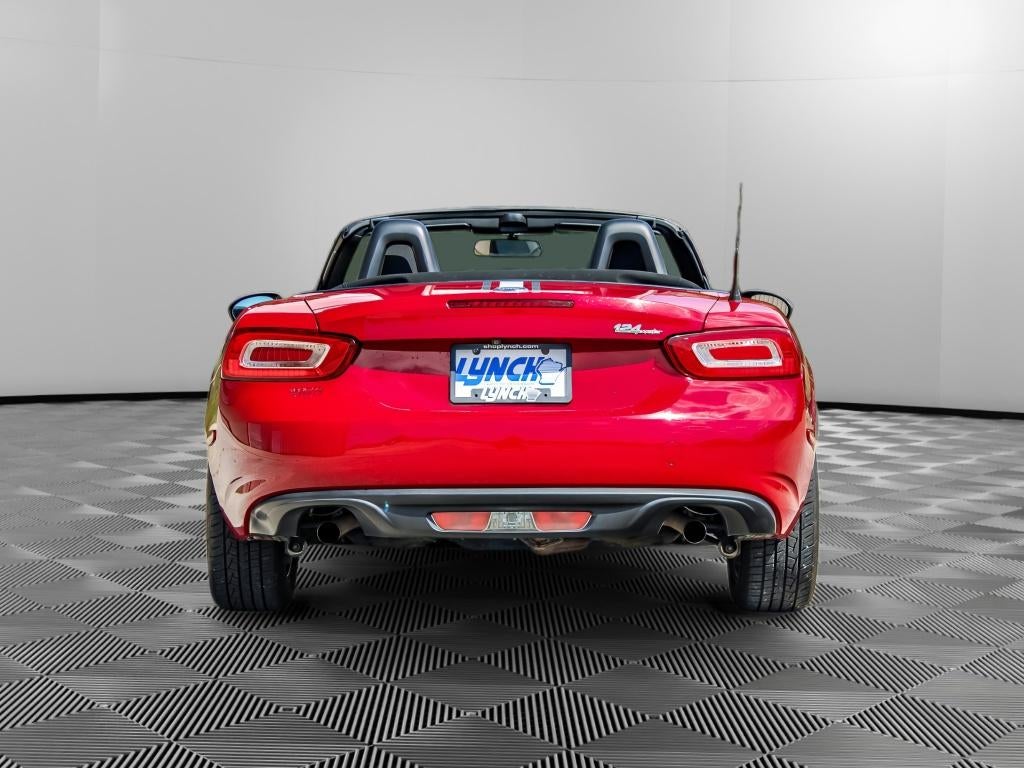 2019 FIAT 124 Spider Classica