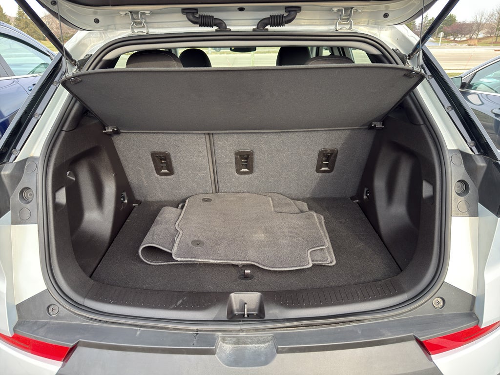 2023 Chevrolet Bolt EUV LT