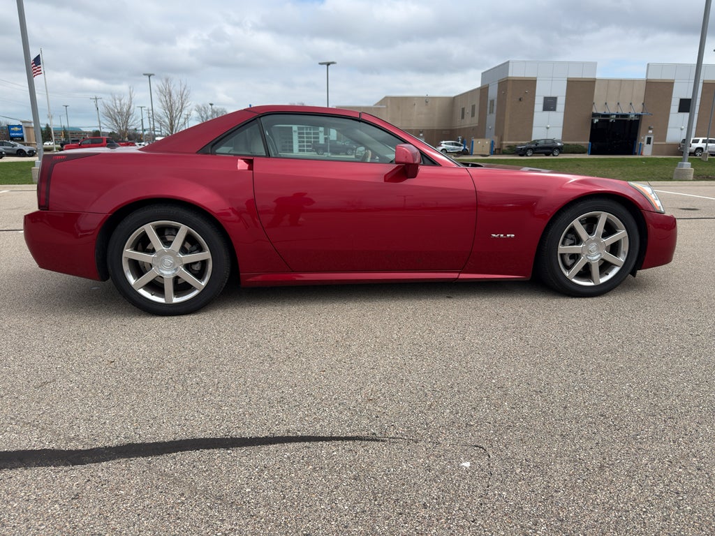 2005 Cadillac XLR BASE
