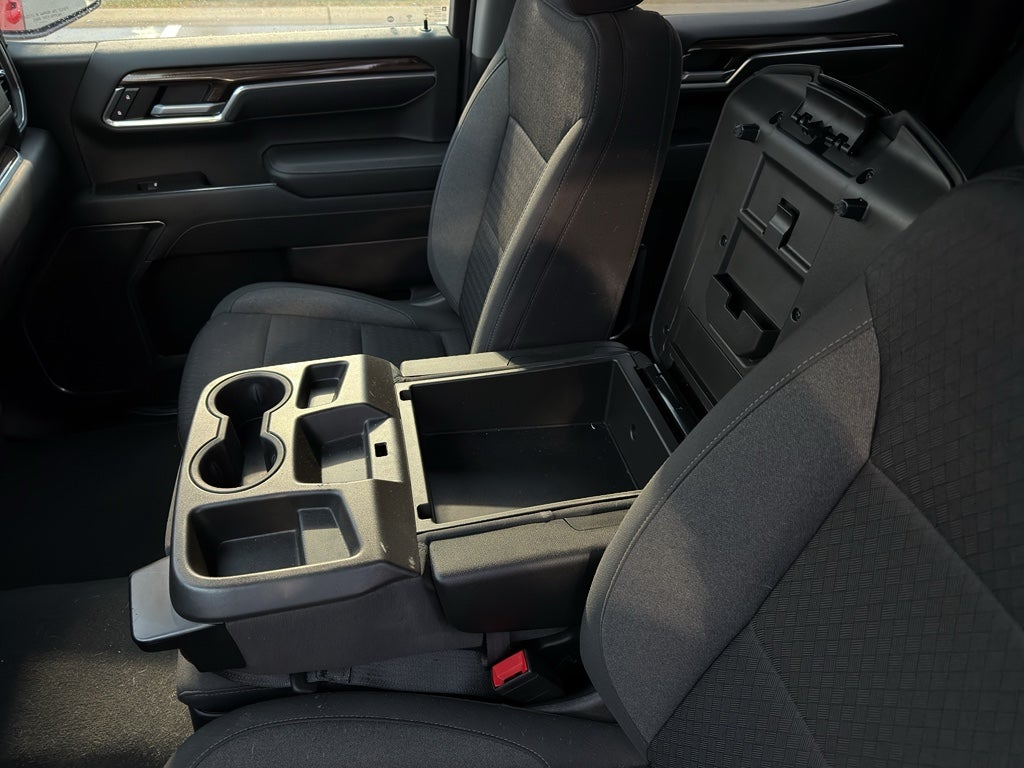 2022 Chevrolet Silverado 1500 LT (2FL)