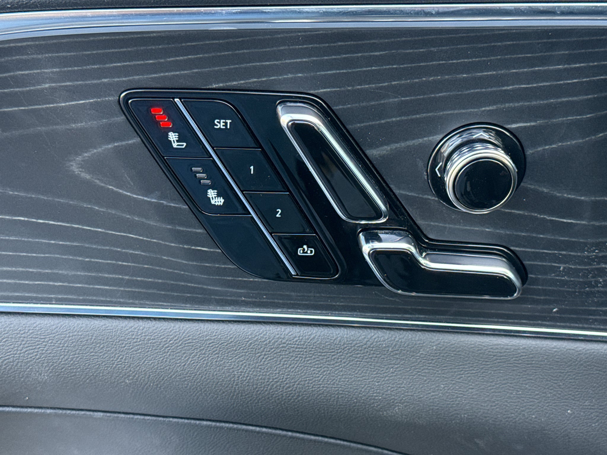 2024 Cadillac LYRIQ Sport 1