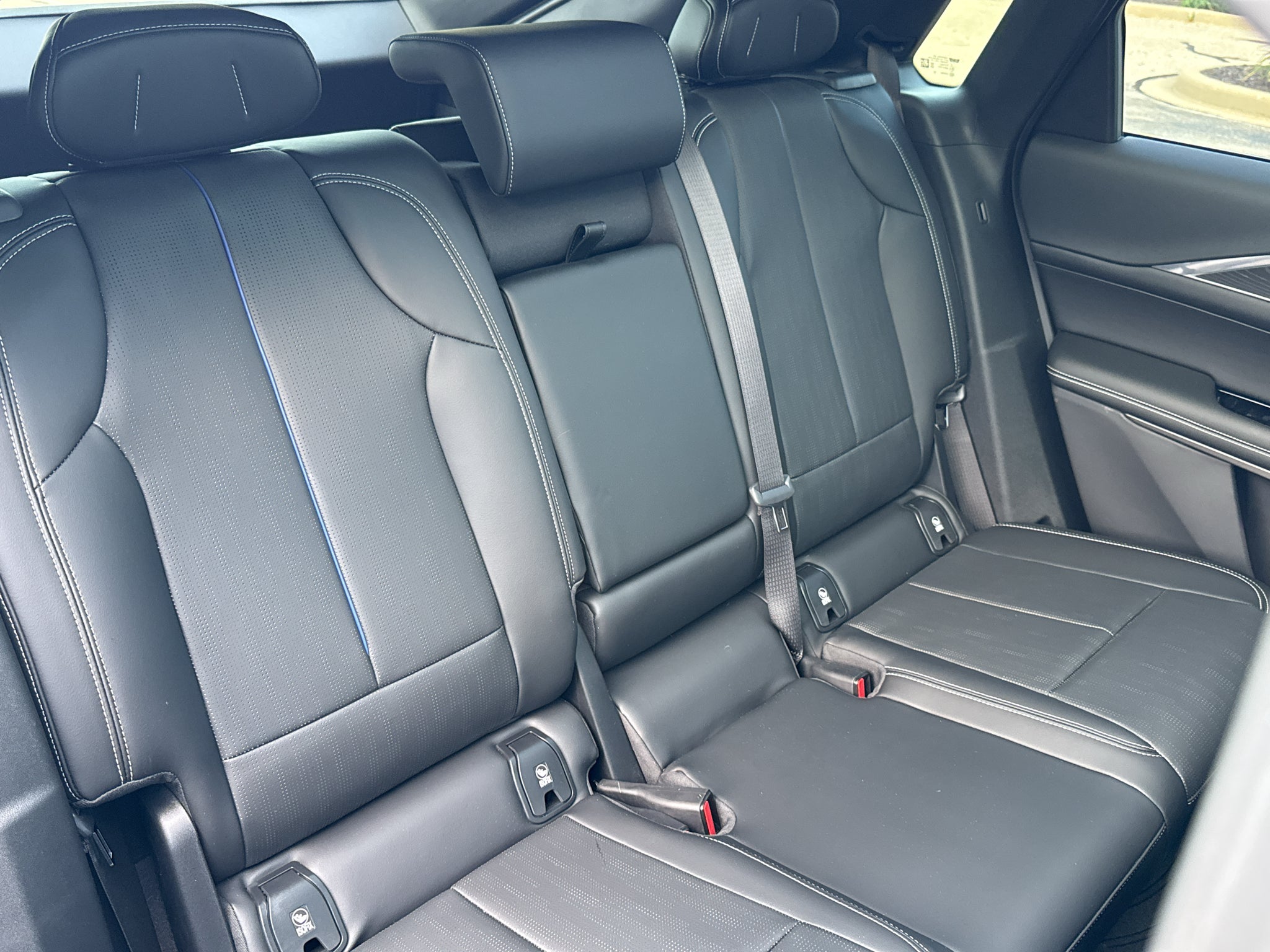 2024 Cadillac LYRIQ Sport 1