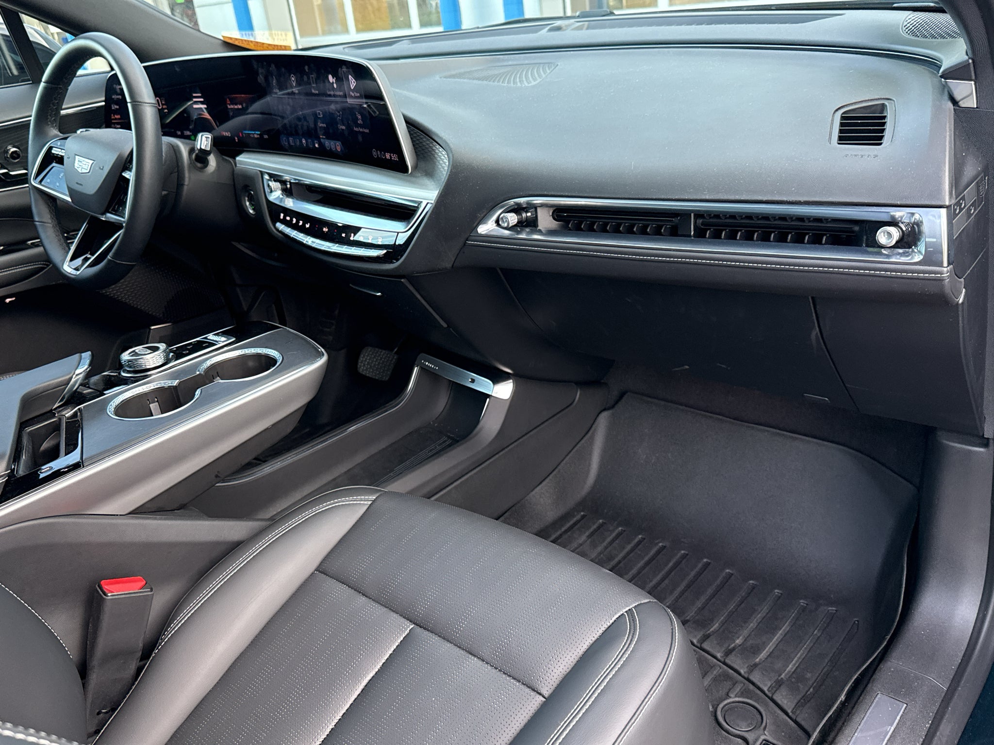 2024 Cadillac LYRIQ Sport 1