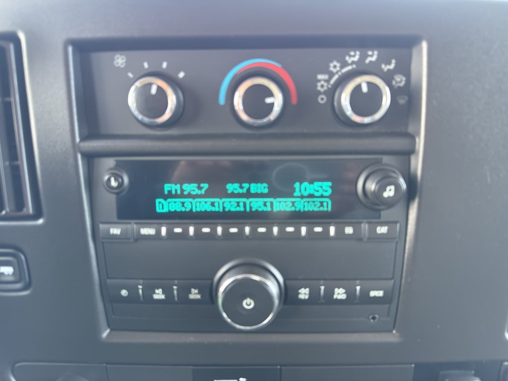 2021 Chevrolet Express Cutaway 3500 BASE