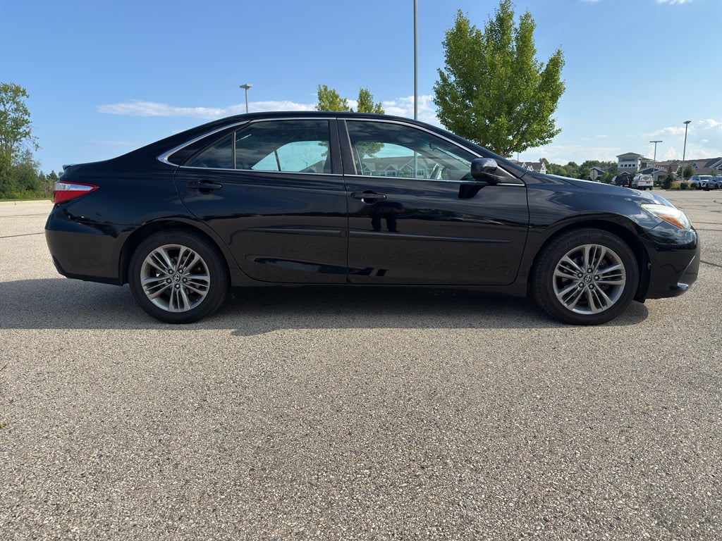 2016 Toyota Camry XLE