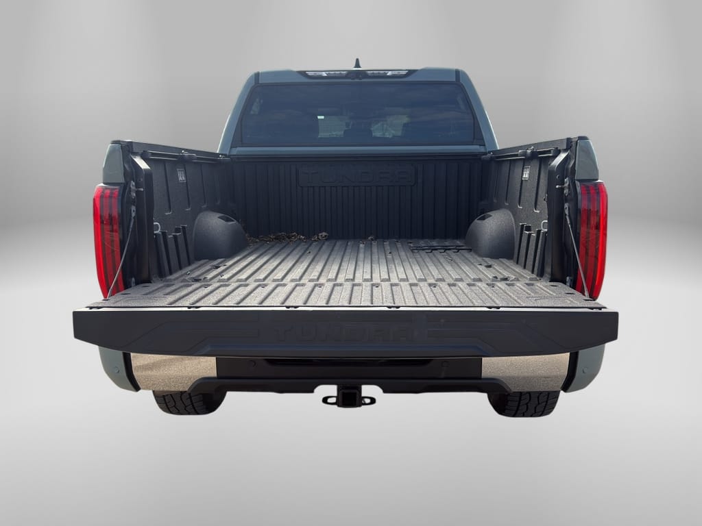 2023 Toyota Tundra 4WD SR5