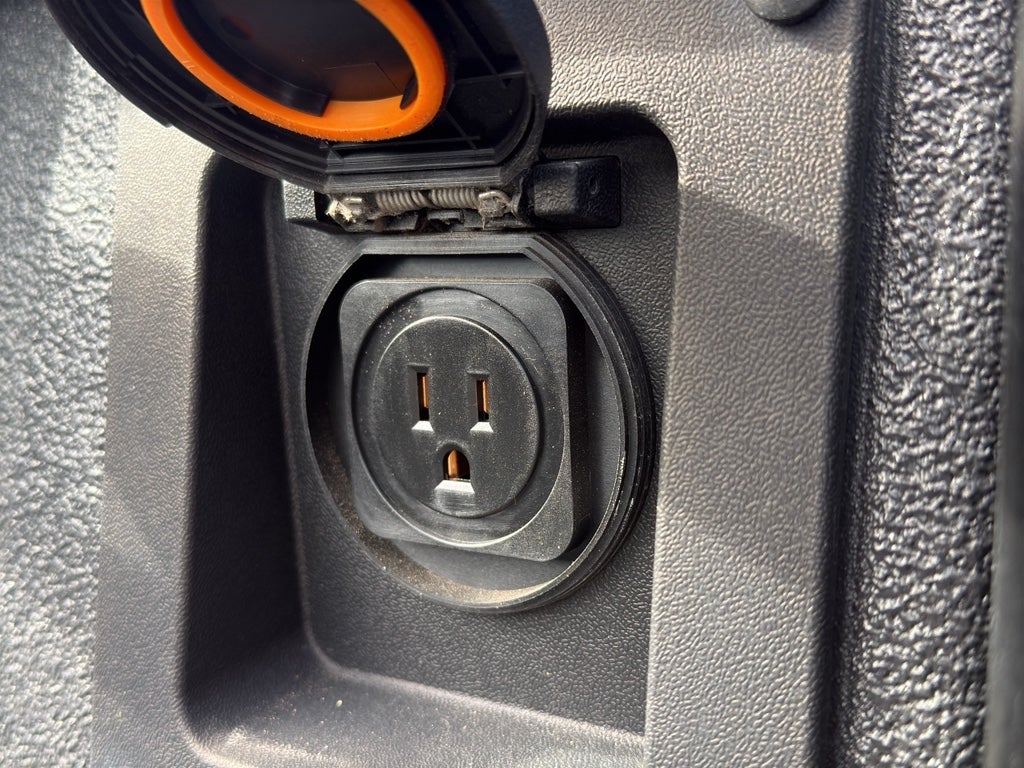 2023 Toyota Tundra 4WD SR5