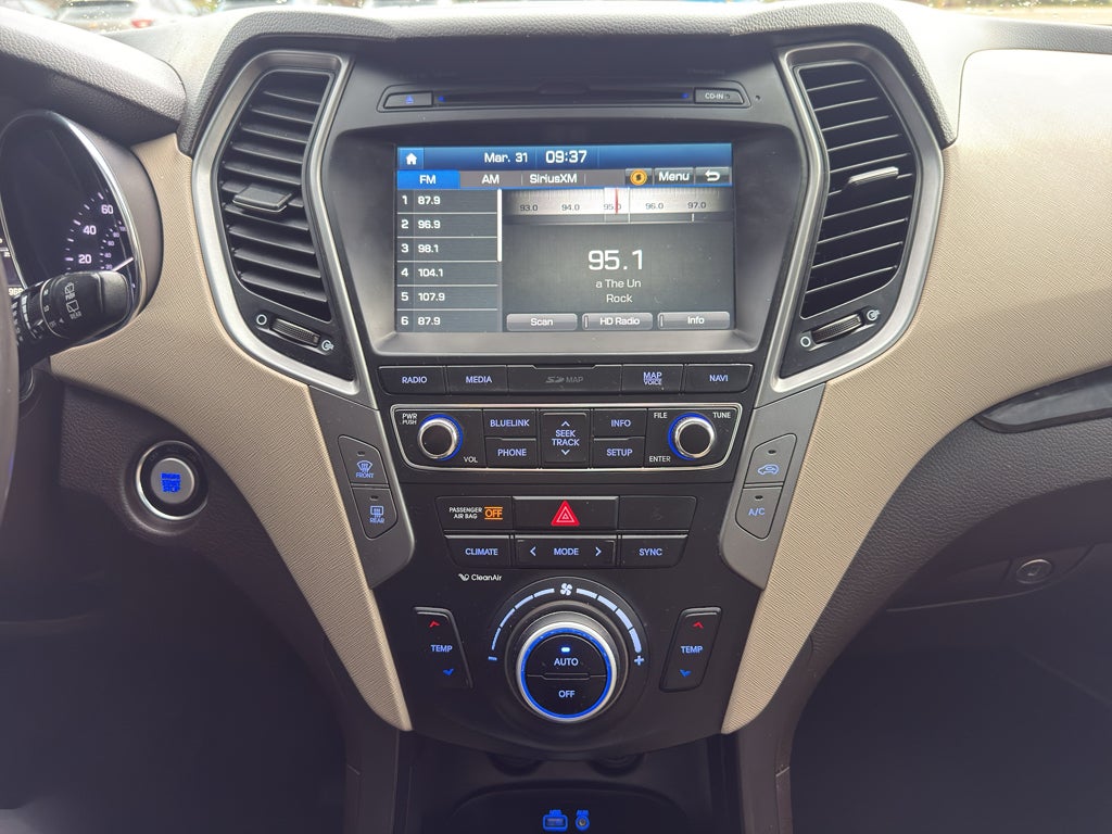 2017 Hyundai Santa Fe Sport 2.0T Ultimate