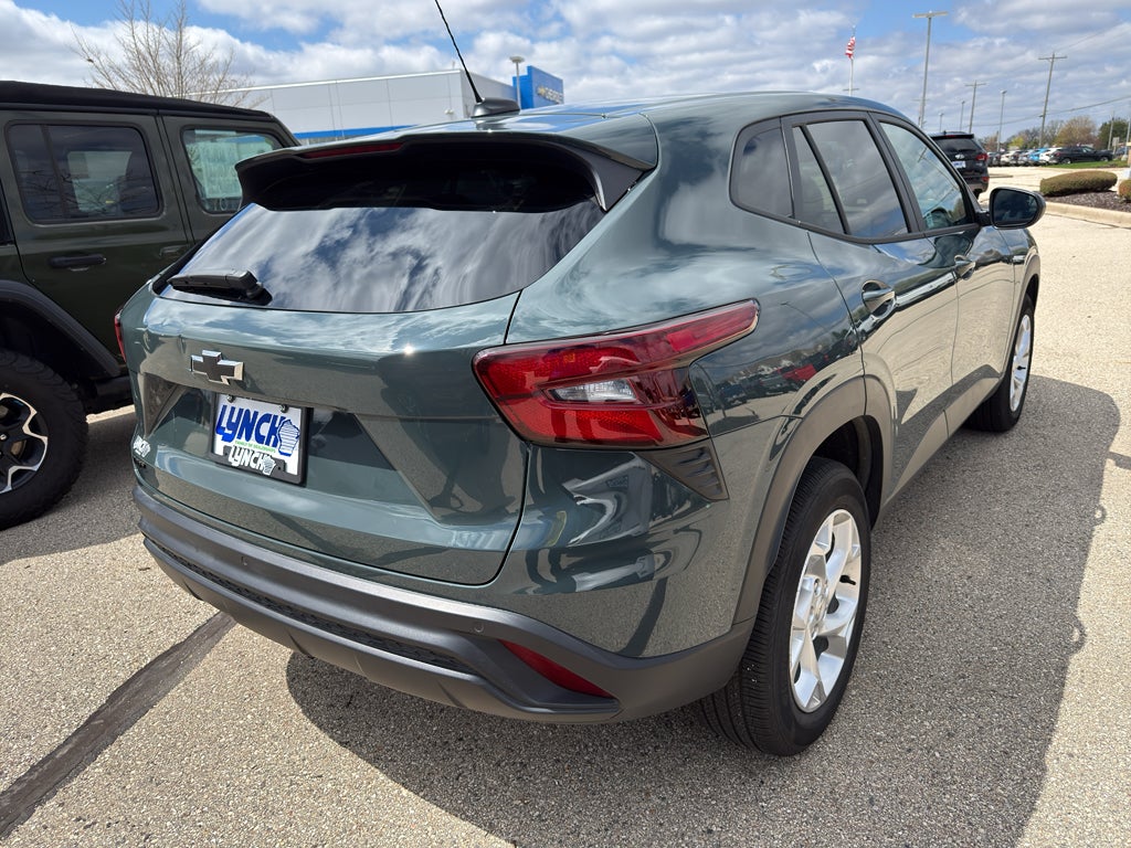 2025 Chevrolet Trax LS