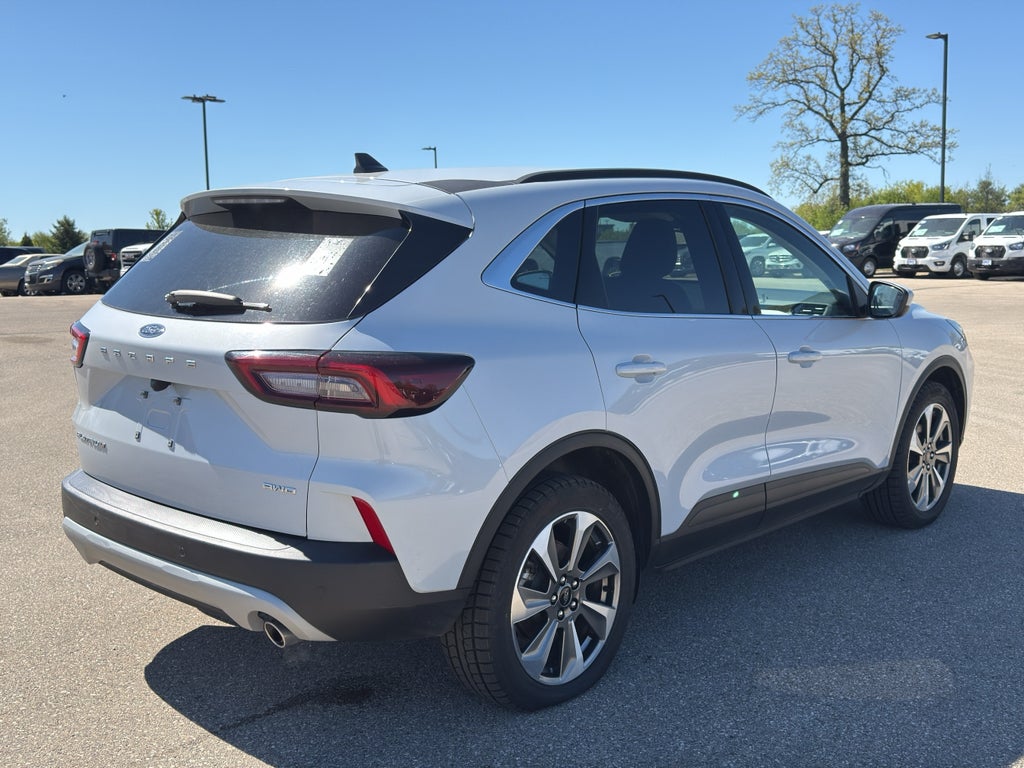 2025 Ford Escape Platinum