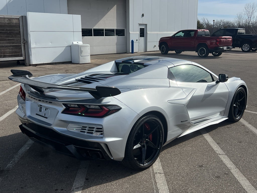 2026 Chevrolet Corvette E-Ray 2LZ