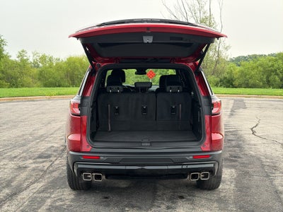 2025 GMC Acadia AT4