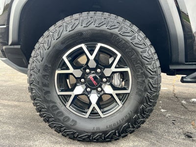 2023 GMC Canyon AT4X