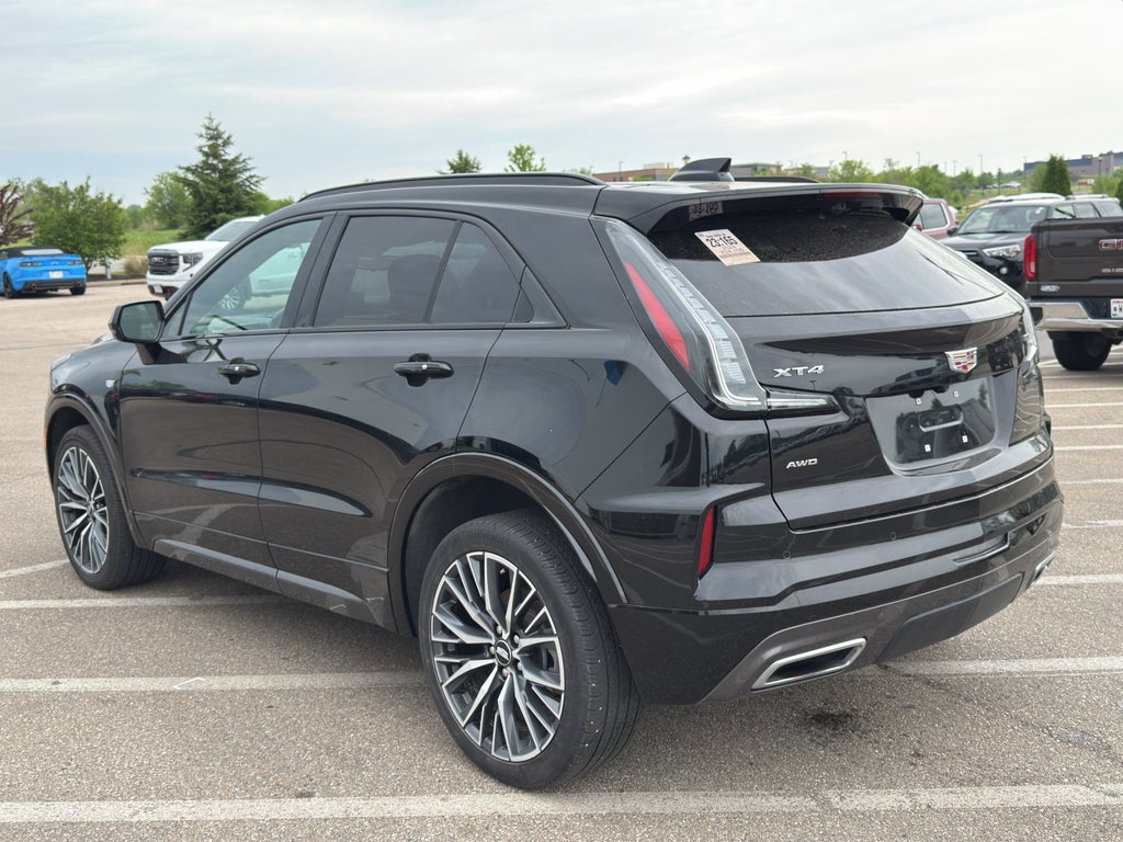 2024 Cadillac XT4 Sport